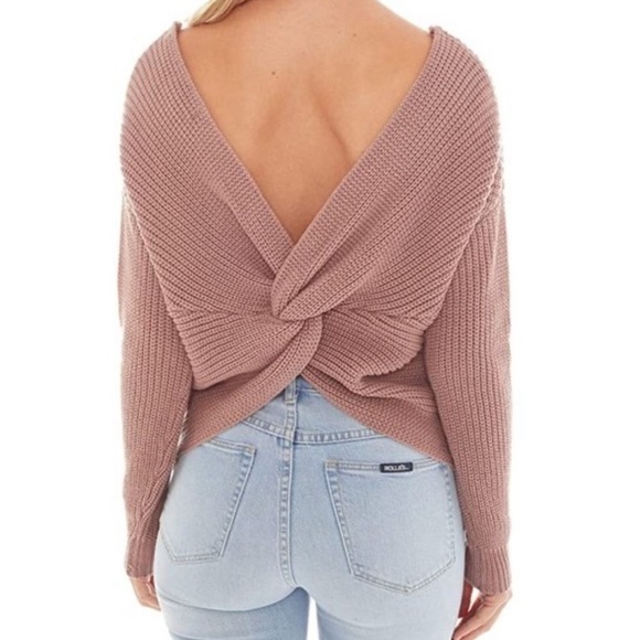 NWOT Love Tree Twist Back V-neck Sweater in Blush with Metallic Threading Large - Picture 1 of 7